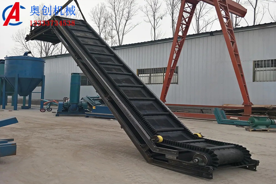 煤礦帶式輸送機(jī) 煤礦帶式輸送機(jī)